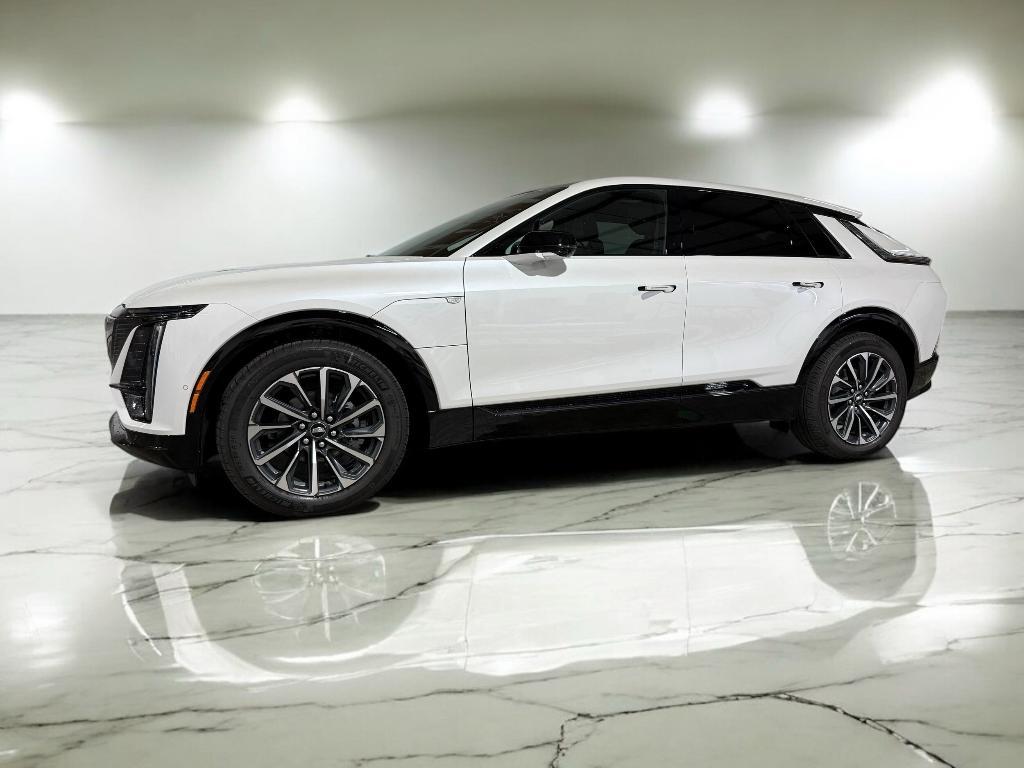 new 2025 Cadillac LYRIQ car, priced at $65,701