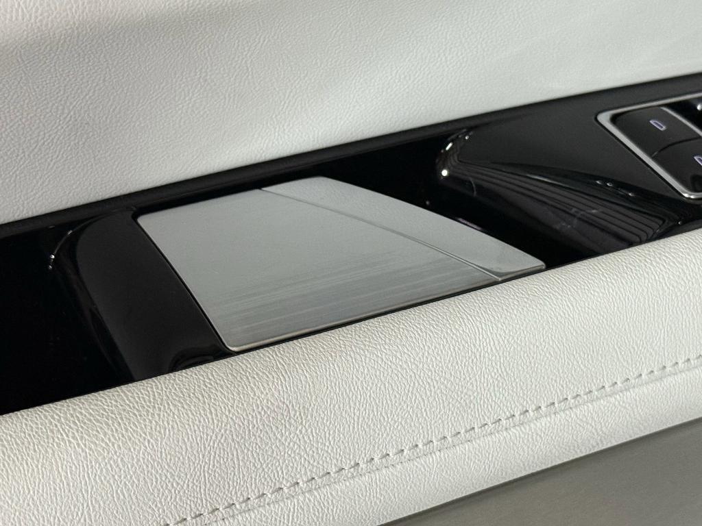 new 2026 Cadillac VISTIQ car, priced at $81,665