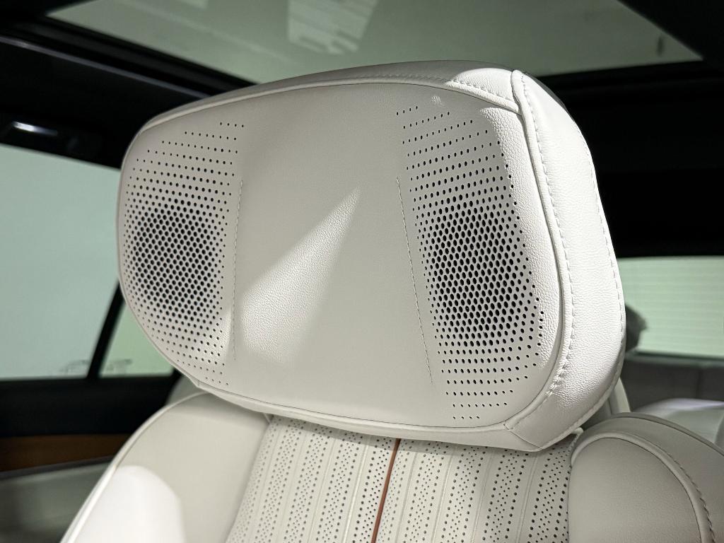new 2026 Cadillac VISTIQ car, priced at $81,665