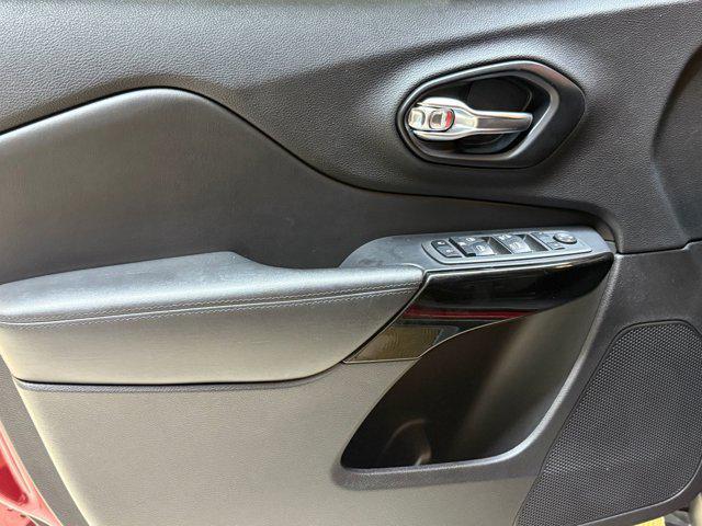 used 2021 Jeep Cherokee car, priced at $17,999