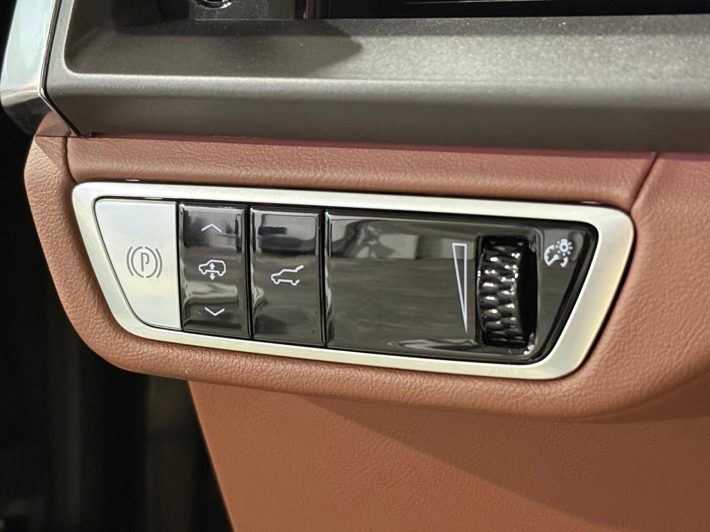 new 2026 Cadillac VISTIQ car, priced at $99,861