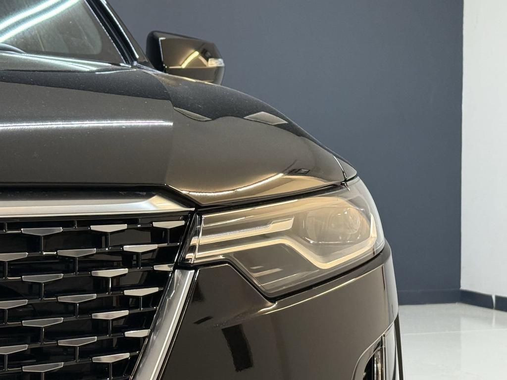 new 2025 Cadillac XT6 car, priced at $50,583