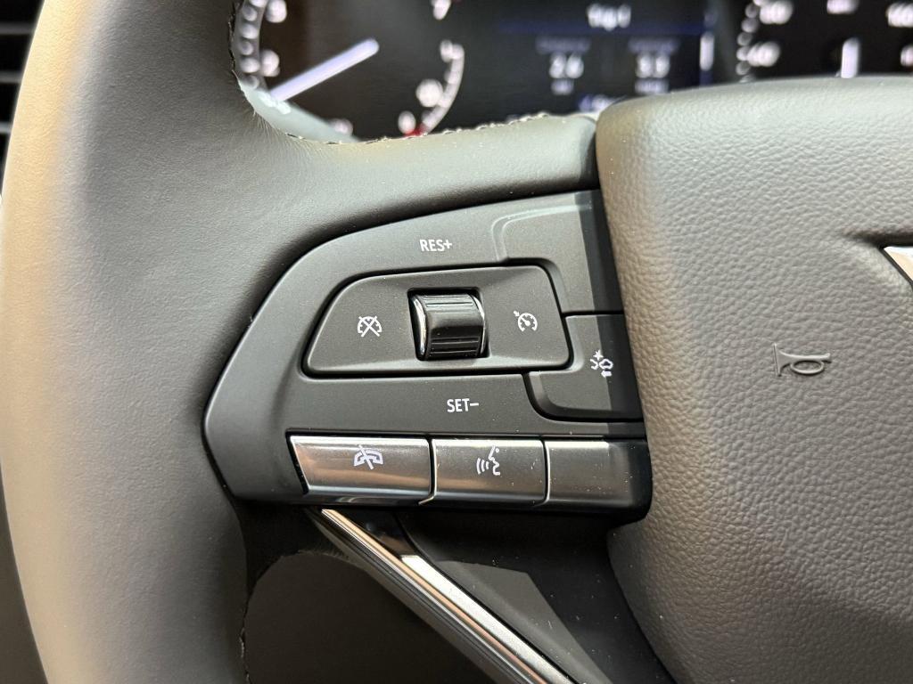 new 2025 Cadillac XT6 car, priced at $50,583