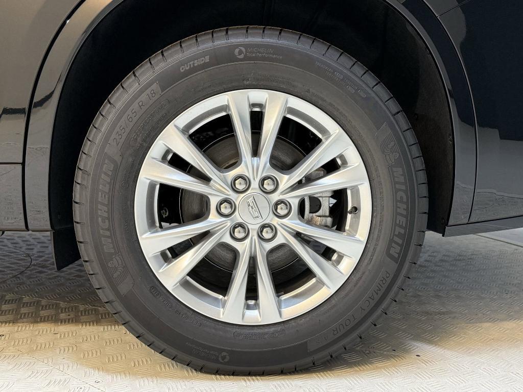 new 2025 Cadillac XT6 car, priced at $50,583