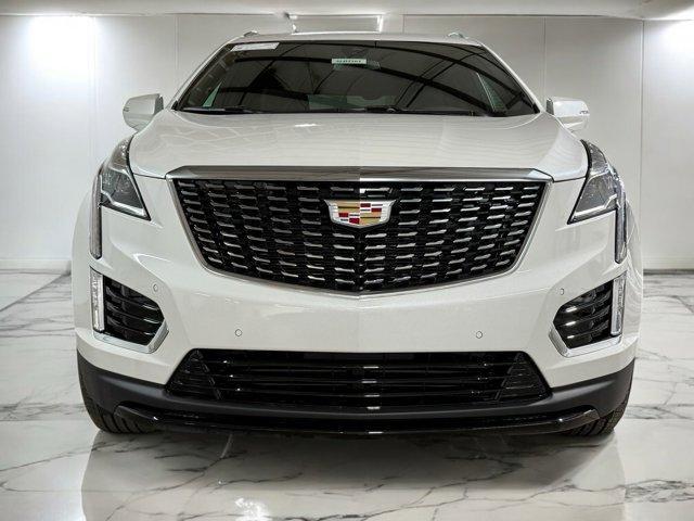 new 2025 Cadillac XT5 car, priced at $46,611
