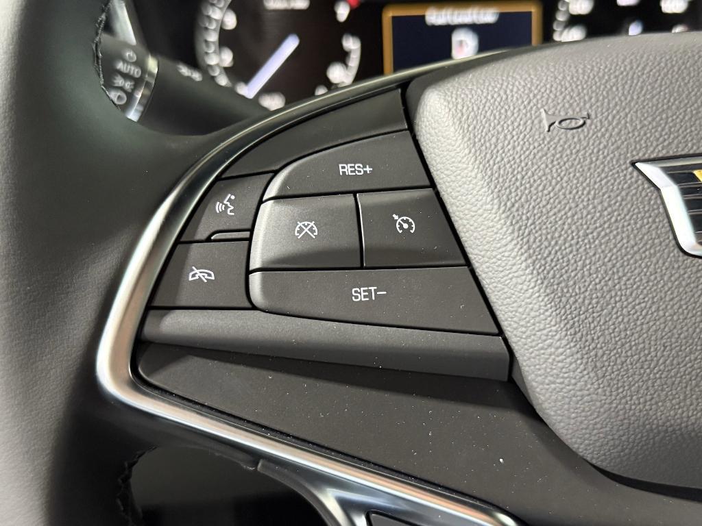 new 2025 Cadillac XT5 car, priced at $46,611