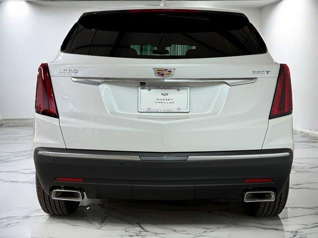 new 2025 Cadillac XT5 car, priced at $46,611