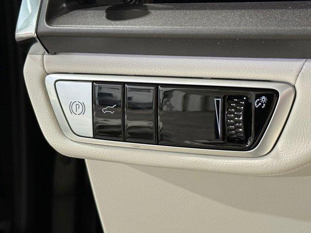 new 2026 Cadillac VISTIQ car, priced at $81,011