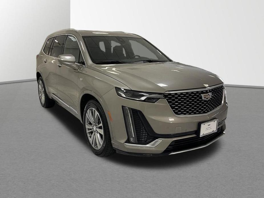 used 2023 Cadillac XT6 car, priced at $43,999