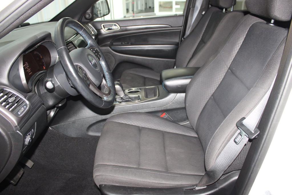 used 2020 Jeep Grand Cherokee car, priced at $18,999