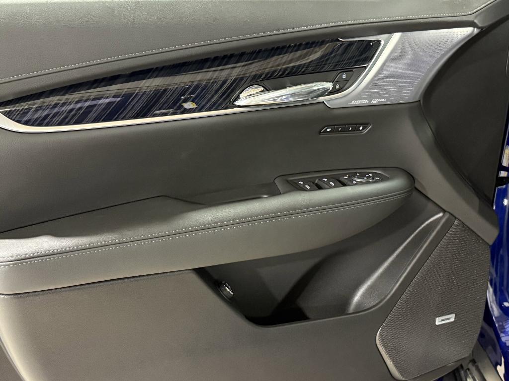 new 2025 Cadillac XT6 car, priced at $58,311