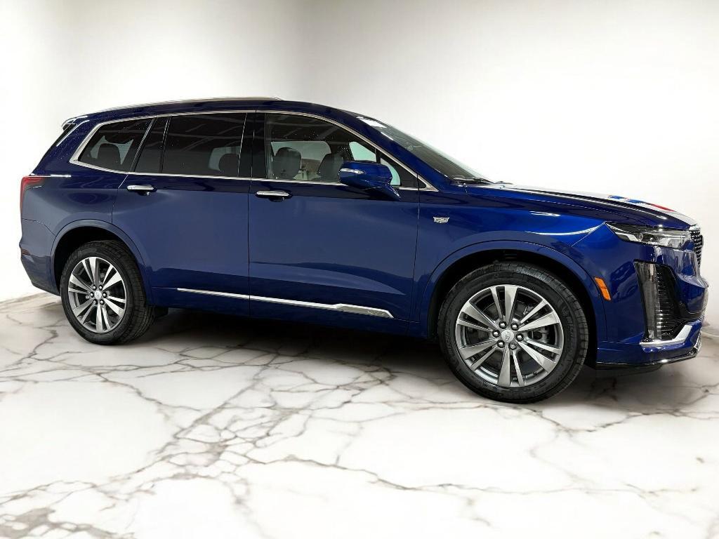 new 2025 Cadillac XT6 car, priced at $58,311