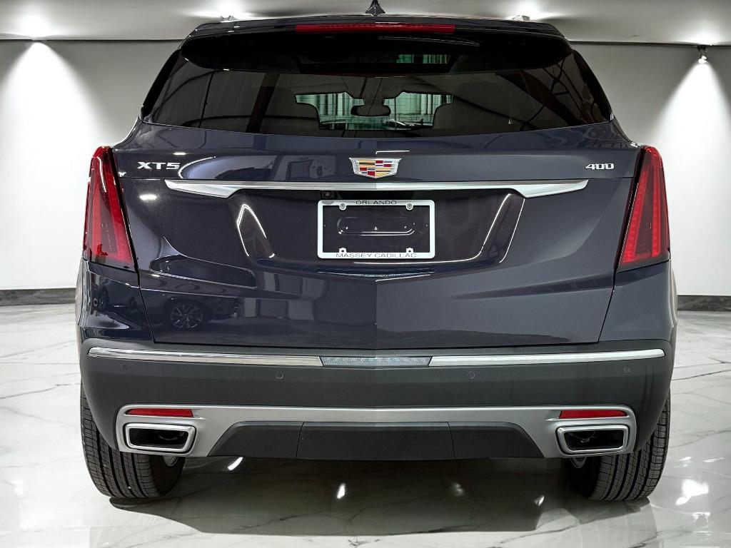 new 2025 Cadillac XT5 car, priced at $49,313