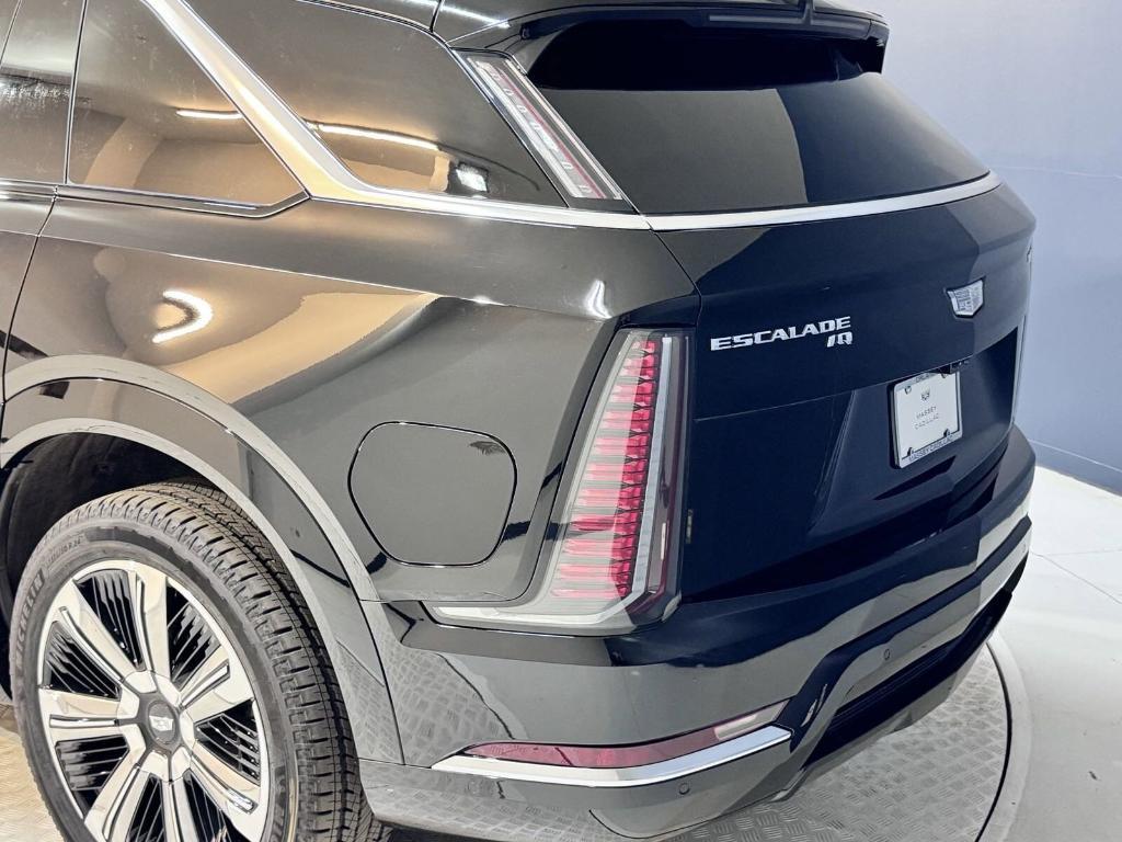 new 2025 Cadillac Escalade IQ car, priced at $149,981