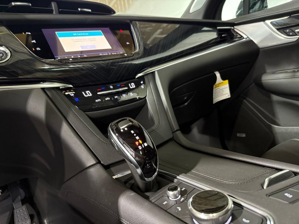 new 2025 Cadillac XT6 car, priced at $61,782