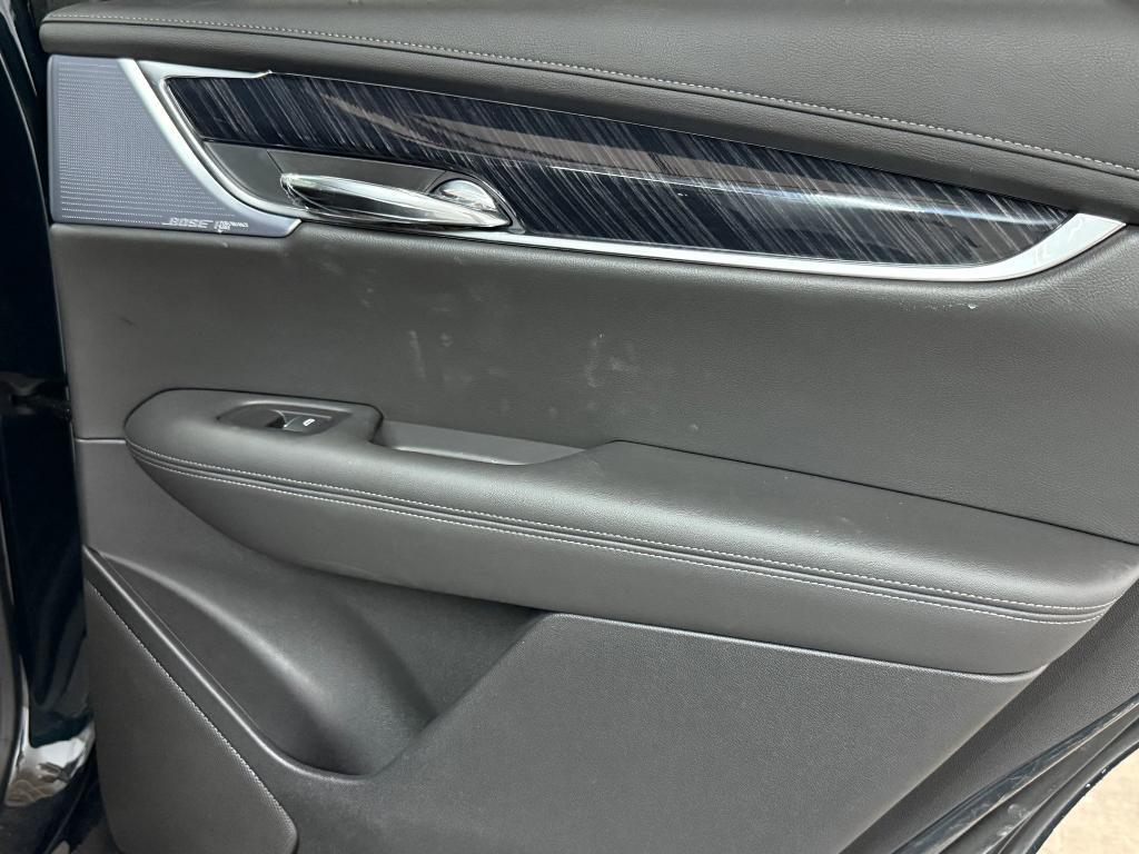 new 2025 Cadillac XT6 car, priced at $61,782