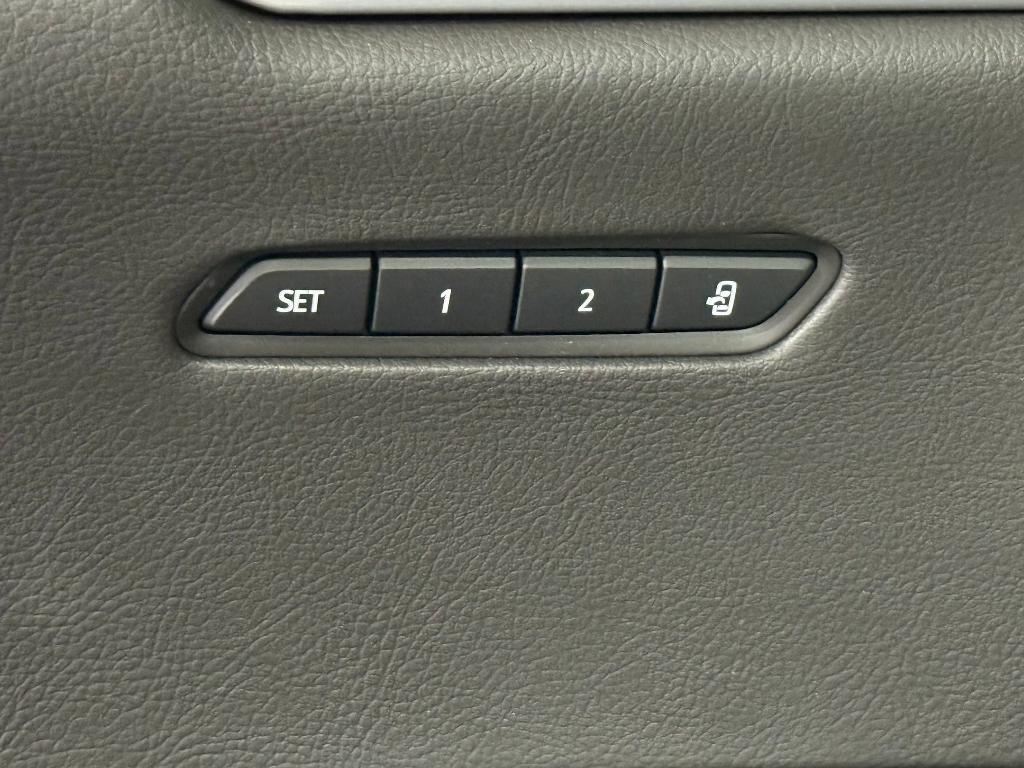 new 2025 Cadillac XT6 car, priced at $61,782