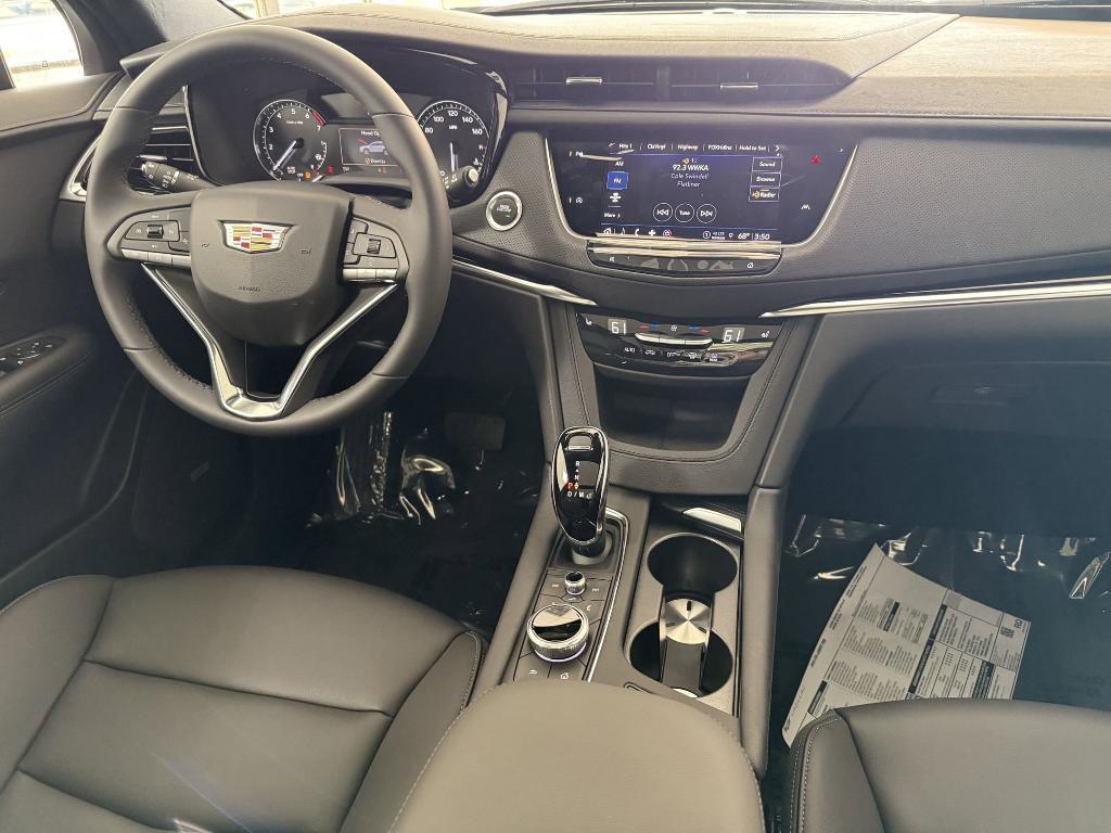 new 2025 Cadillac XT6 car, priced at $49,713
