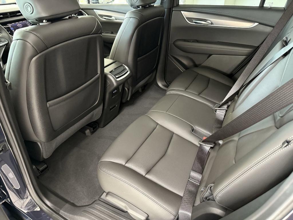 new 2025 Cadillac XT6 car, priced at $49,713