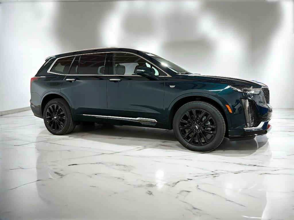 new 2025 Cadillac XT6 car, priced at $54,001