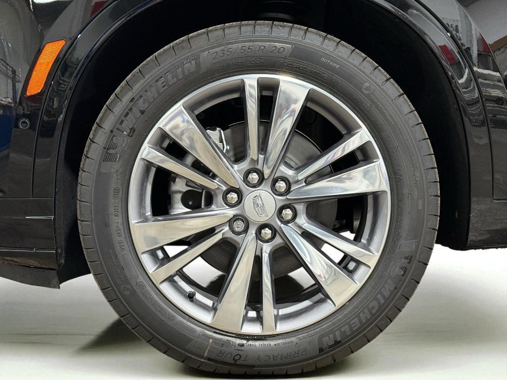 new 2025 Cadillac XT6 car, priced at $61,981