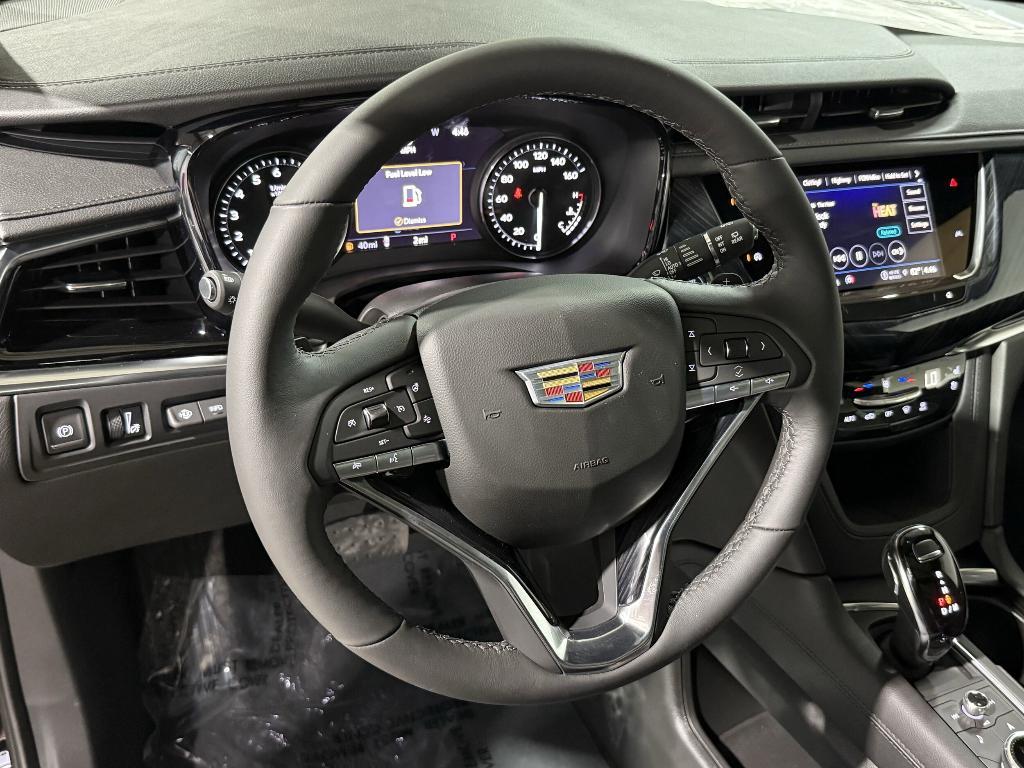 new 2025 Cadillac XT6 car, priced at $61,981