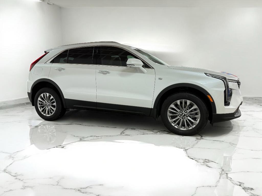 new 2025 Cadillac XT4 car, priced at $42,911