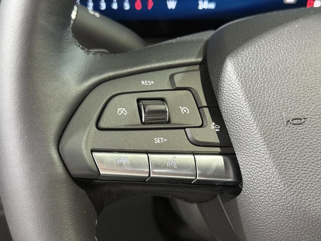 new 2025 Cadillac XT4 car, priced at $42,911