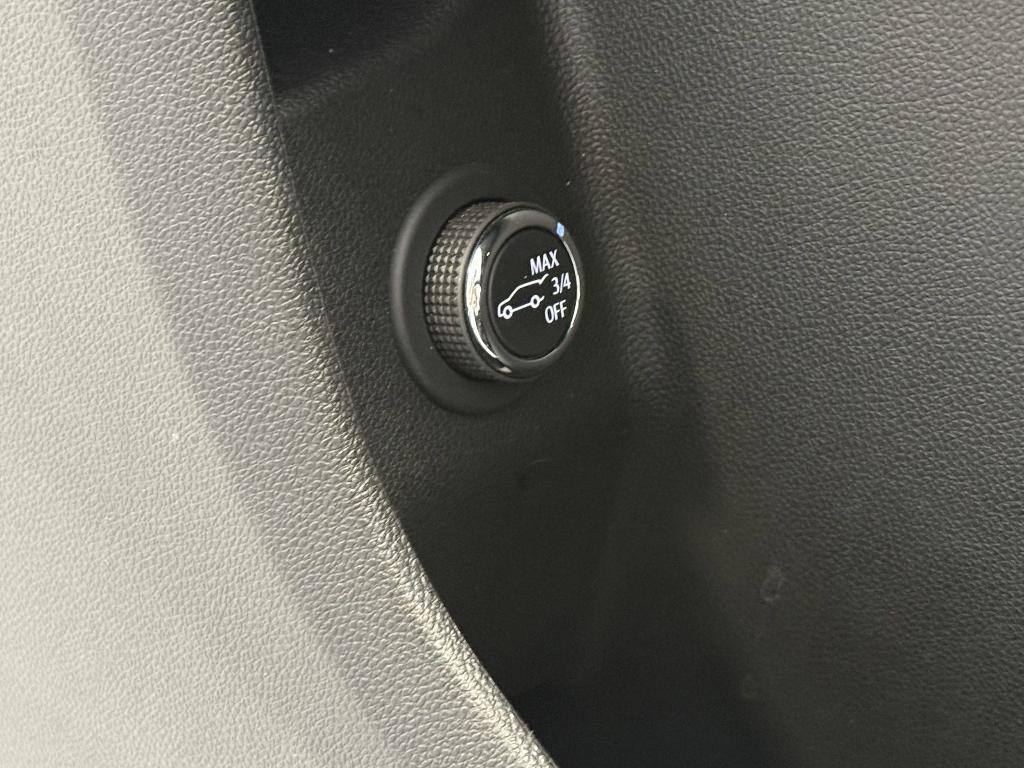 used 2023 Cadillac XT4 car, priced at $30,498