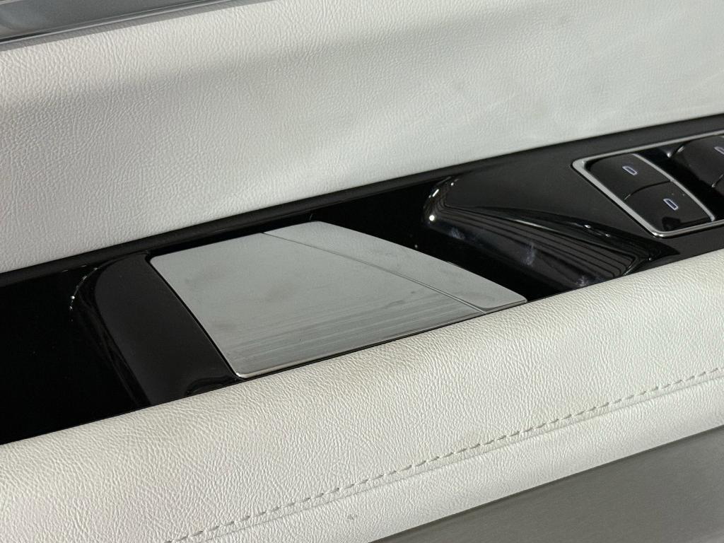 new 2026 Cadillac VISTIQ car, priced at $81,031