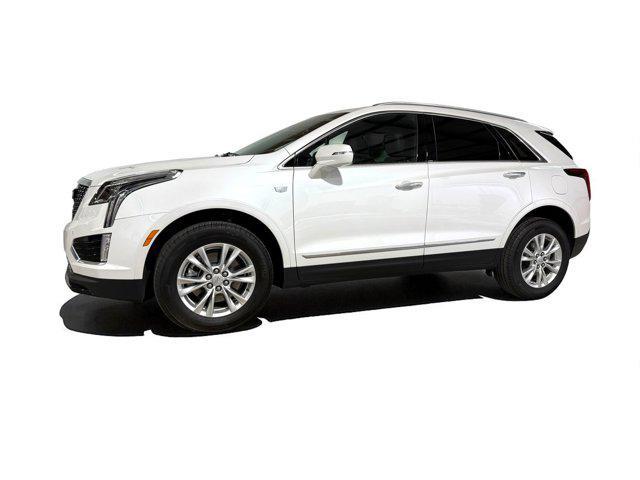 new 2025 Cadillac XT5 car, priced at $39,122