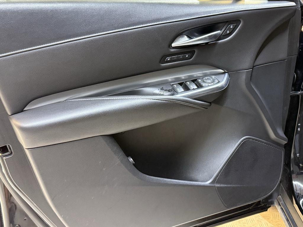 used 2020 Cadillac XT4 car, priced at $15,998
