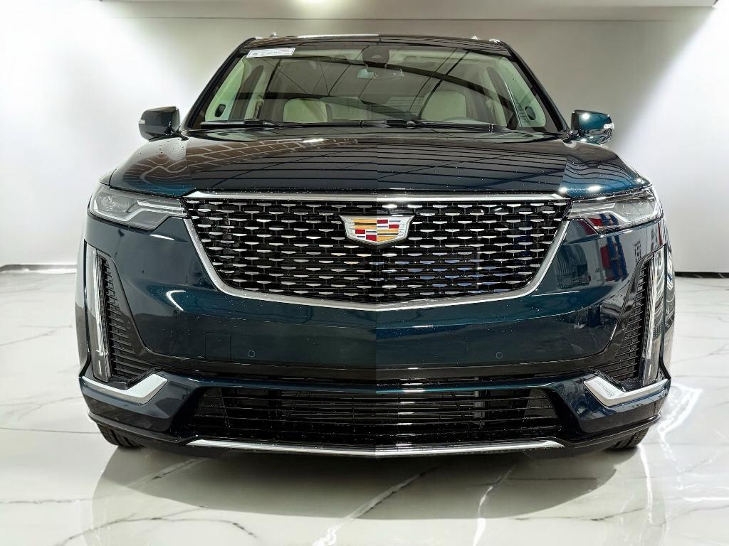 new 2025 Cadillac XT6 car, priced at $58,011