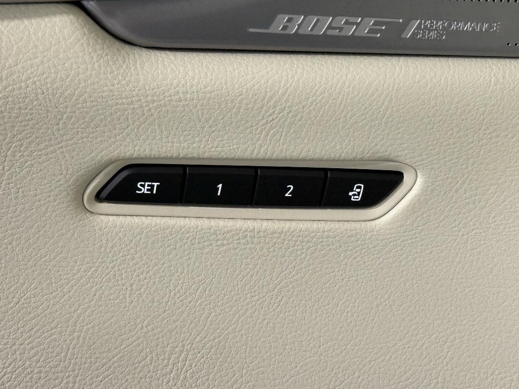 new 2025 Cadillac XT6 car, priced at $58,011
