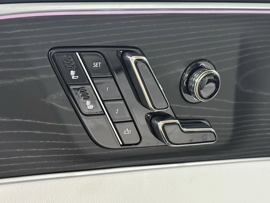 new 2025 Cadillac LYRIQ car, priced at $60,481