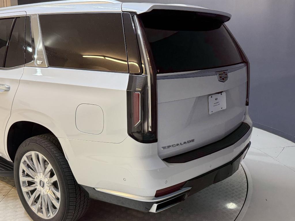 used 2023 Cadillac Escalade car, priced at $65,999