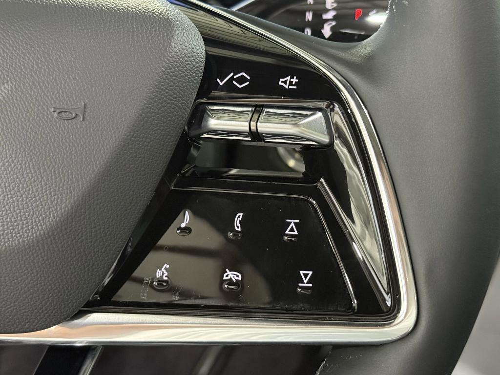 new 2025 Cadillac LYRIQ car, priced at $58,482