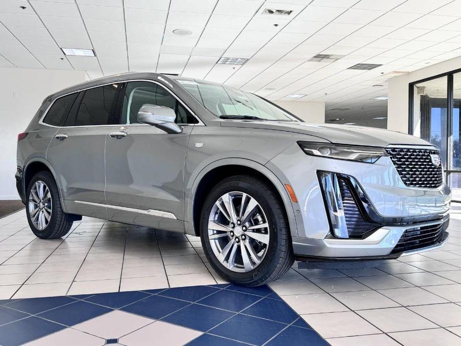 new 2025 Cadillac XT6 car, priced at $57,940