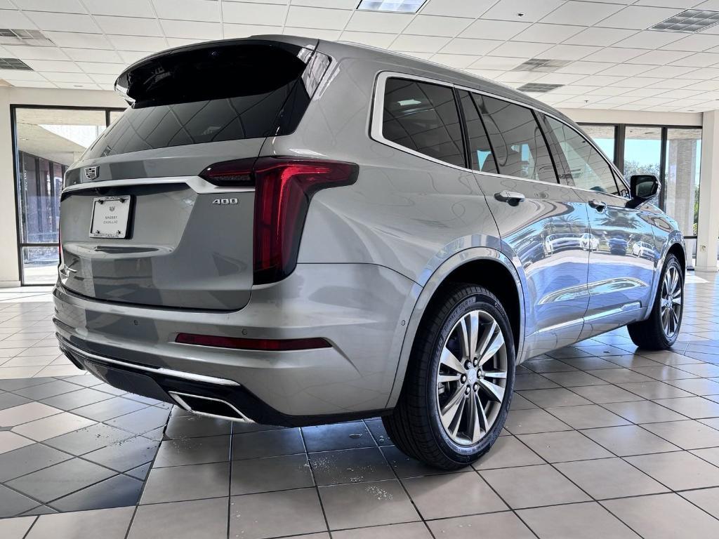 new 2025 Cadillac XT6 car, priced at $57,940