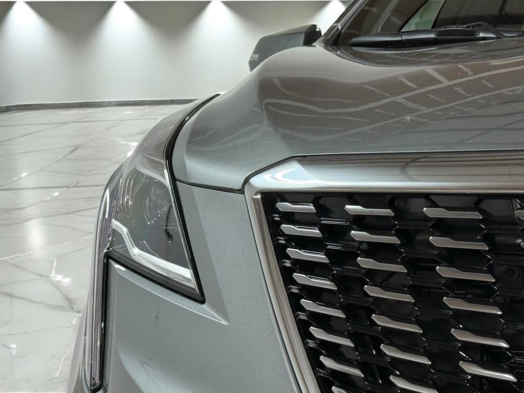new 2025 Cadillac XT5 car, priced at $56,771