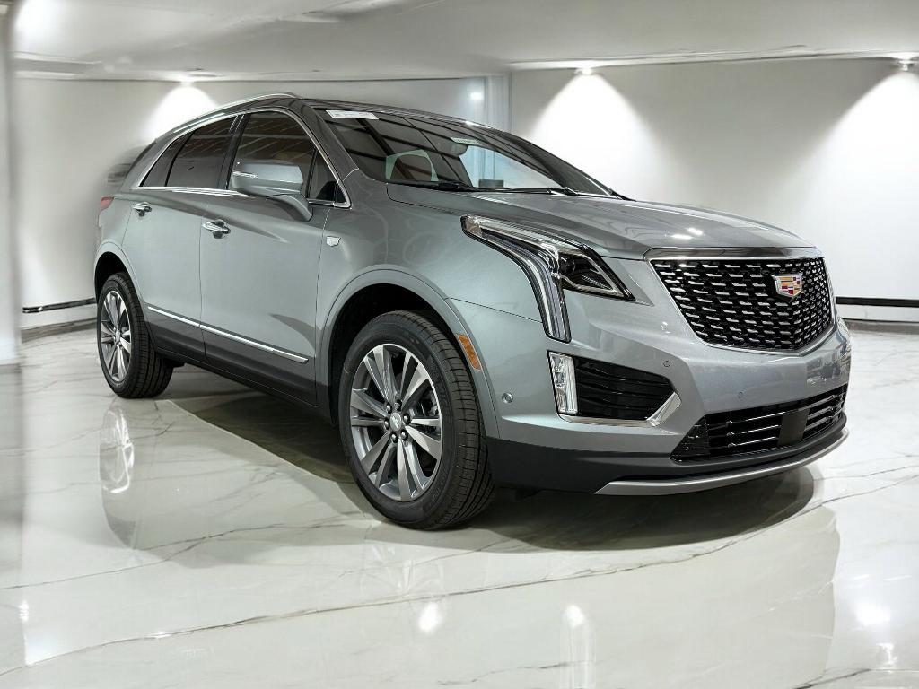 new 2025 Cadillac XT5 car, priced at $56,771