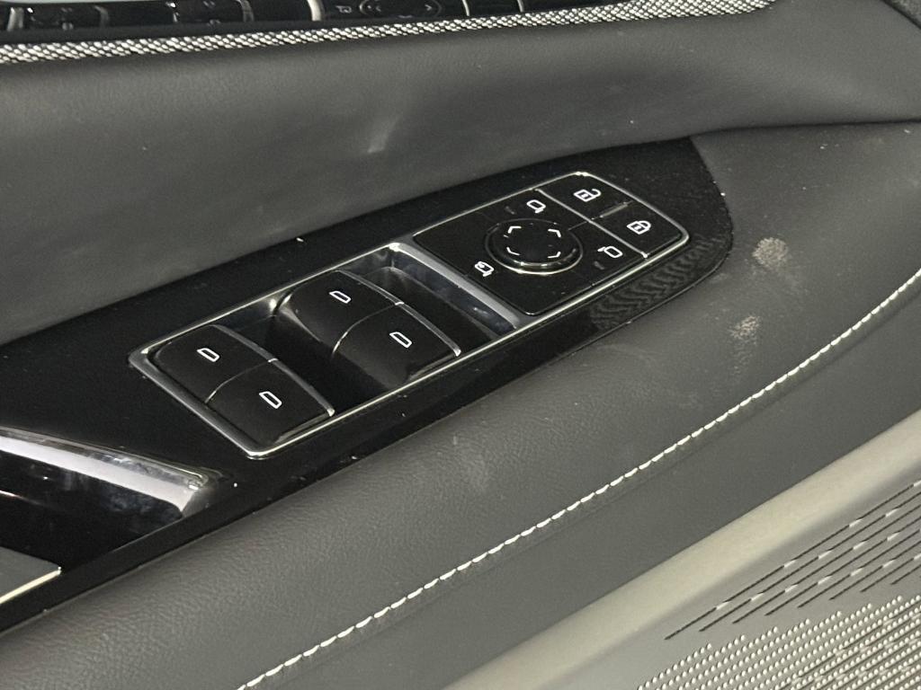 new 2025 Cadillac OPTIQ car, priced at $56,581