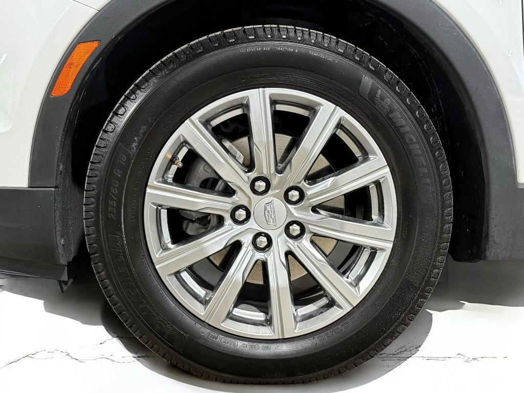 used 2021 Cadillac XT4 car, priced at $23,999