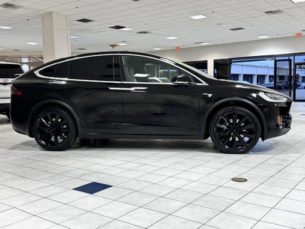 used 2020 Tesla Model X car, priced at $33,498