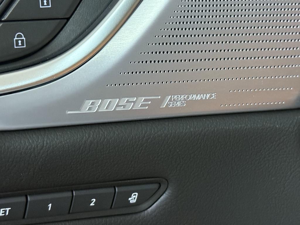 new 2025 Cadillac XT5 car, priced at $56,571