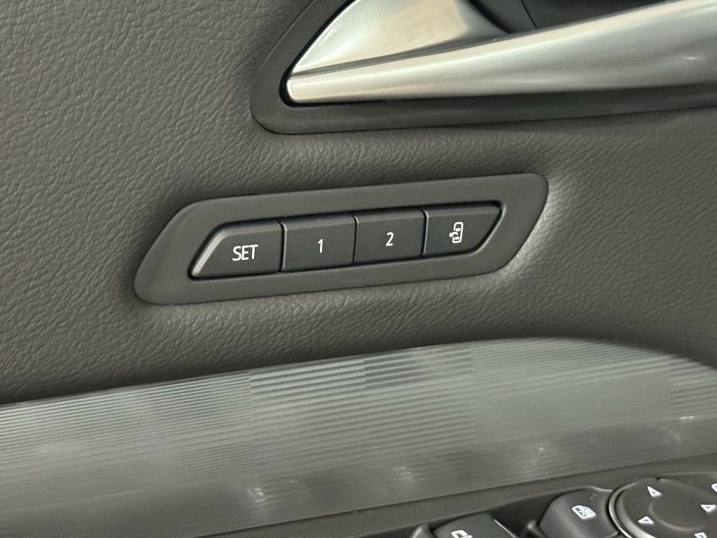 new 2025 Cadillac XT4 car, priced at $45,161