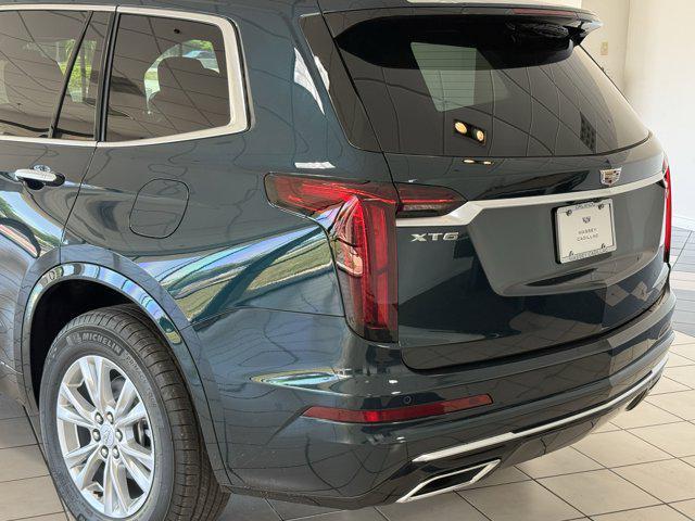 new 2025 Cadillac XT6 car, priced at $52,090