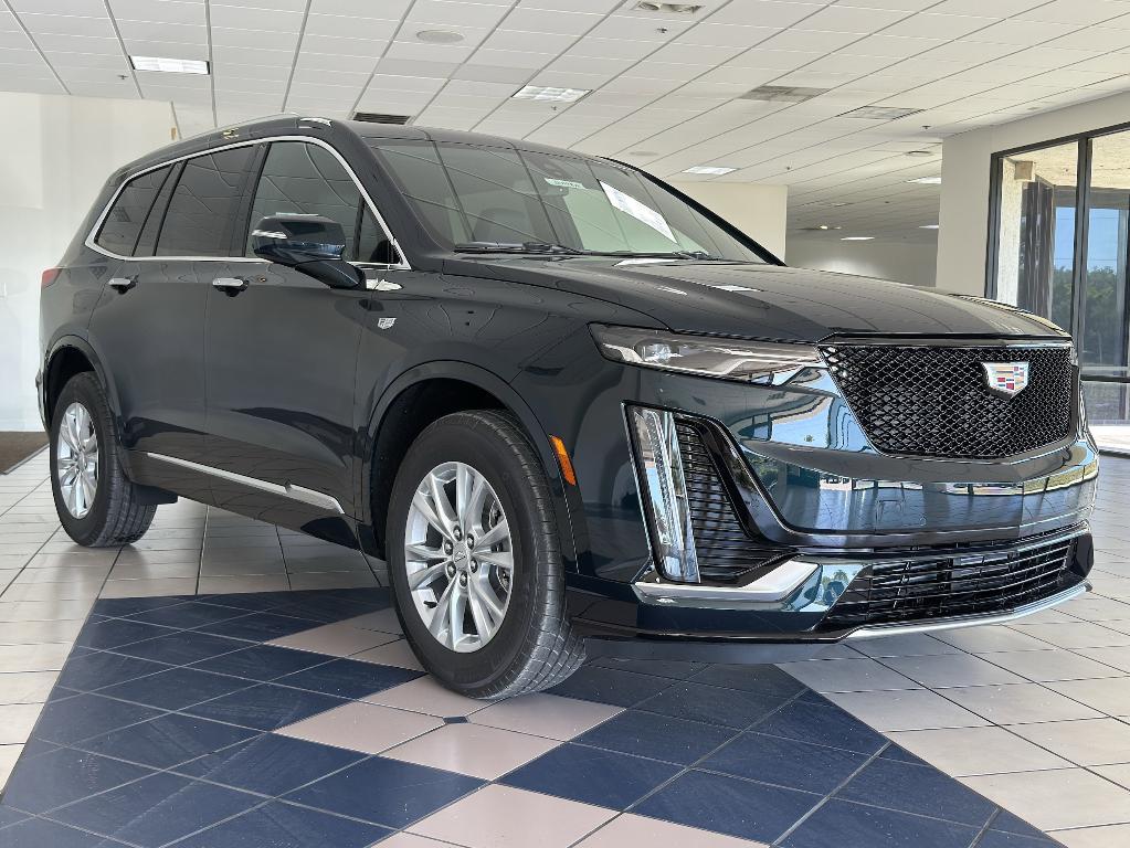 new 2025 Cadillac XT6 car, priced at $51,781