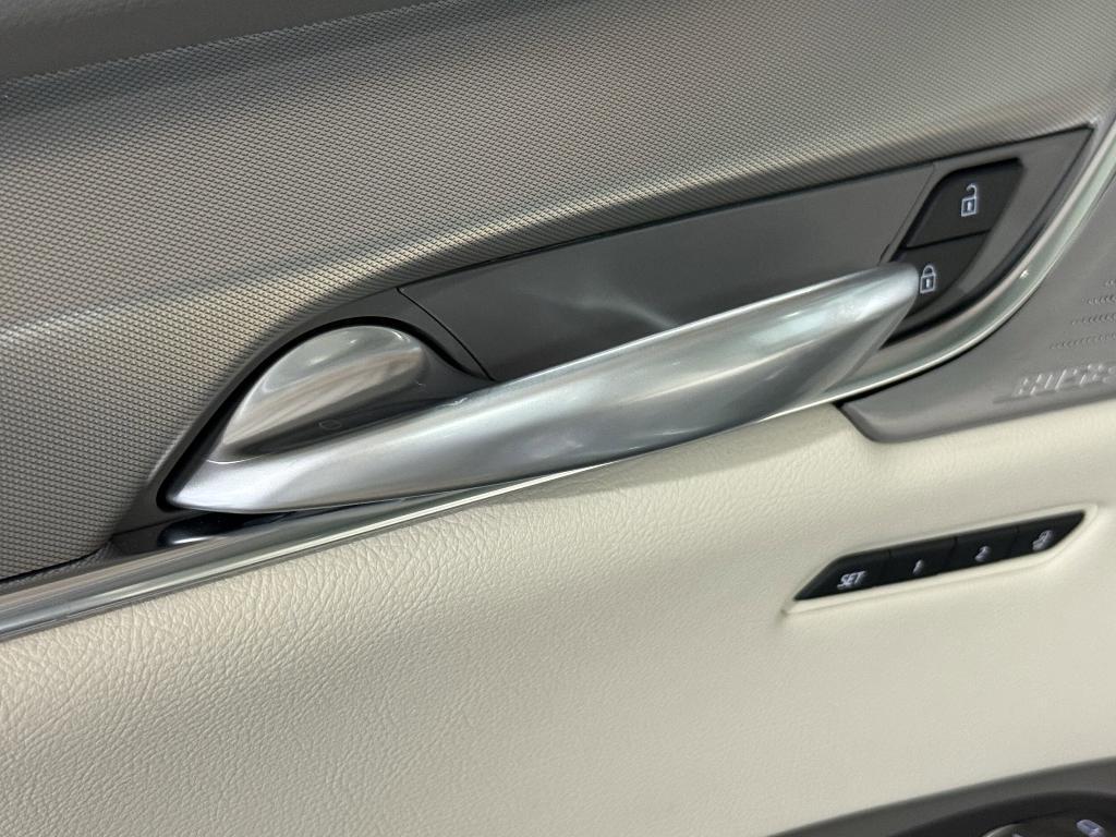 new 2025 Cadillac XT5 car, priced at $57,561