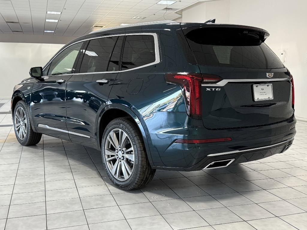 new 2025 Cadillac XT6 car, priced at $61,561